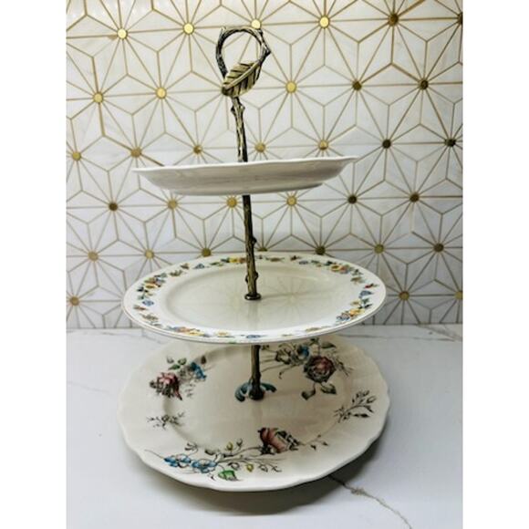 Three-Tier Dessert Stand | Vintage China |‎ Wedding Décor - Picture 10 of 10